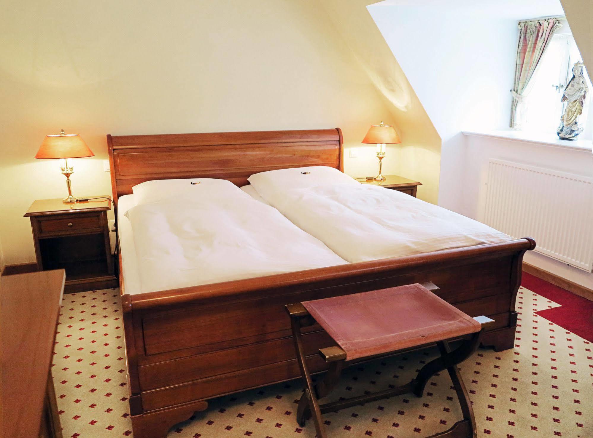 Meinsbur Boutique Hotel Bendestorf Buitenkant foto