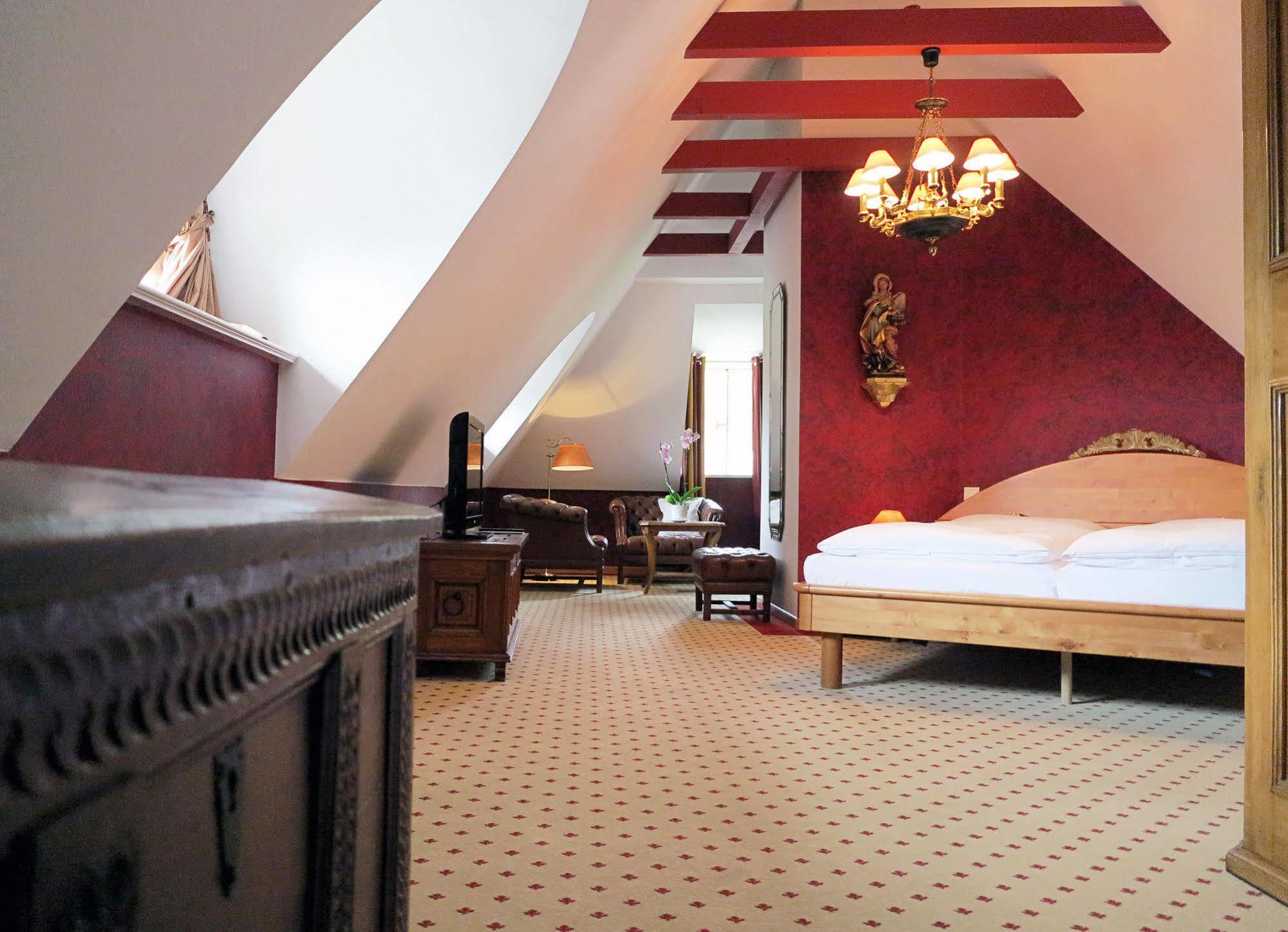 Meinsbur Boutique Hotel Bendestorf Buitenkant foto